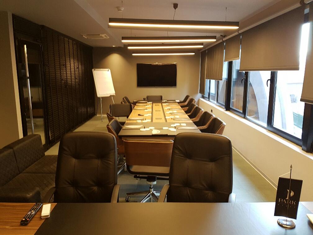Park & 5* Skopje